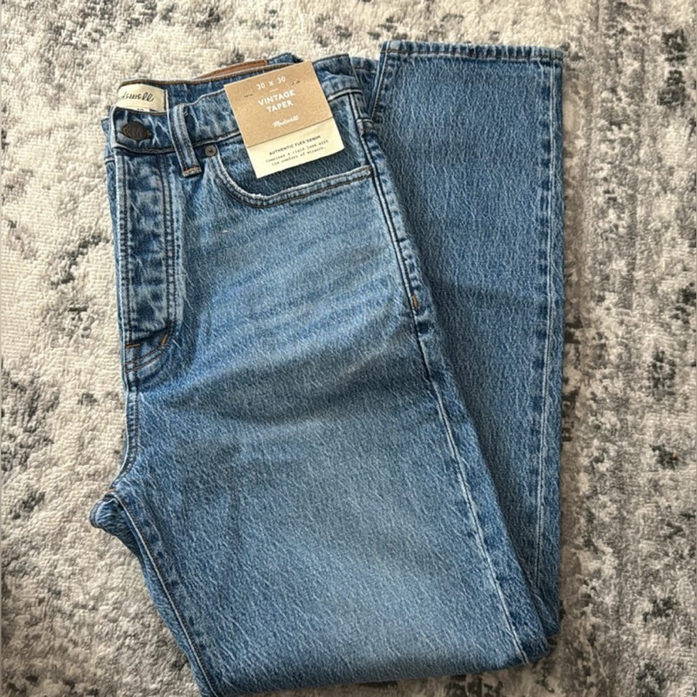 NWT Madewell Vintage Taper Jeans in Marcey Wash